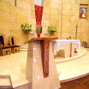 Marmur Dulemba Sakralia Granit Kamien Wnetrza