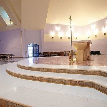 Marmur Dulemba Sakralia Granit Kamien Wnetrza