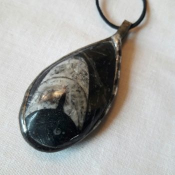 54-Biżuteria Justart Marmur Dulemba Kamień Ozdoba Brosza (53) Bizuteria Justart Marmur Dulemba Kamien Ozdoba Brosza